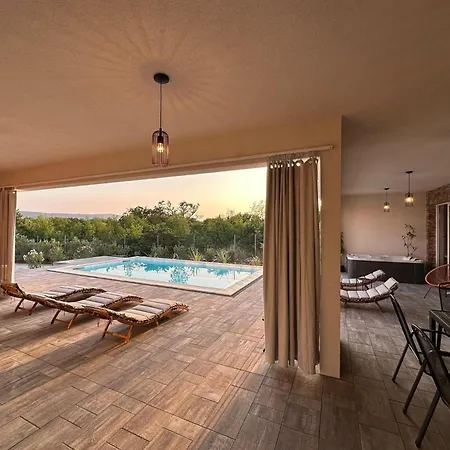 Modern With Swimming Pool And Wellness * Seline