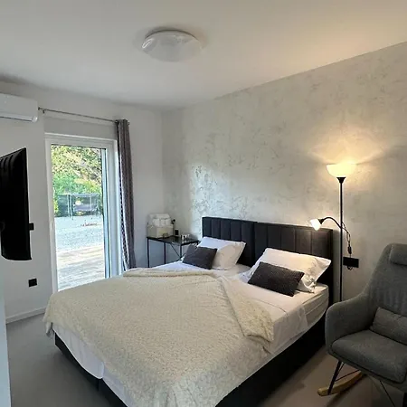 Modern With Swimming Pool And Wellness Seline